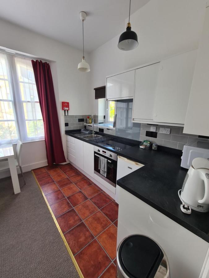 Meadowside Holiday Apartments Torquay Exteriör bild
