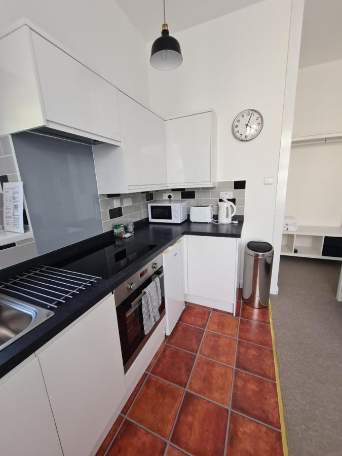 Meadowside Holiday Apartments Torquay Exteriör bild