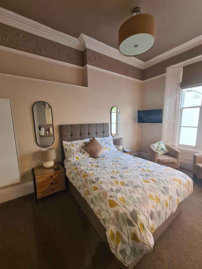 Meadowside Holiday Apartments Torquay Exteriör bild