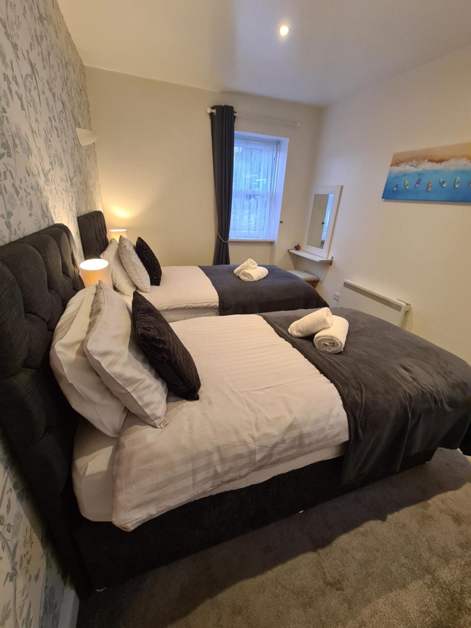 Meadowside Holiday Apartments Torquay Exteriör bild